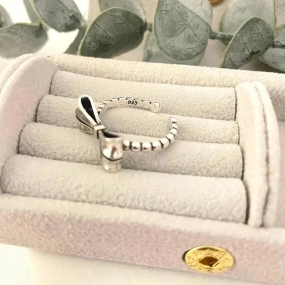 925 Sterling Silver Bow Ring Minimalist Ring Dainty Ring Band Stackable Ring - Picture 6 of 6